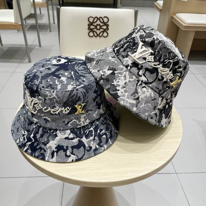 LV hat 062711